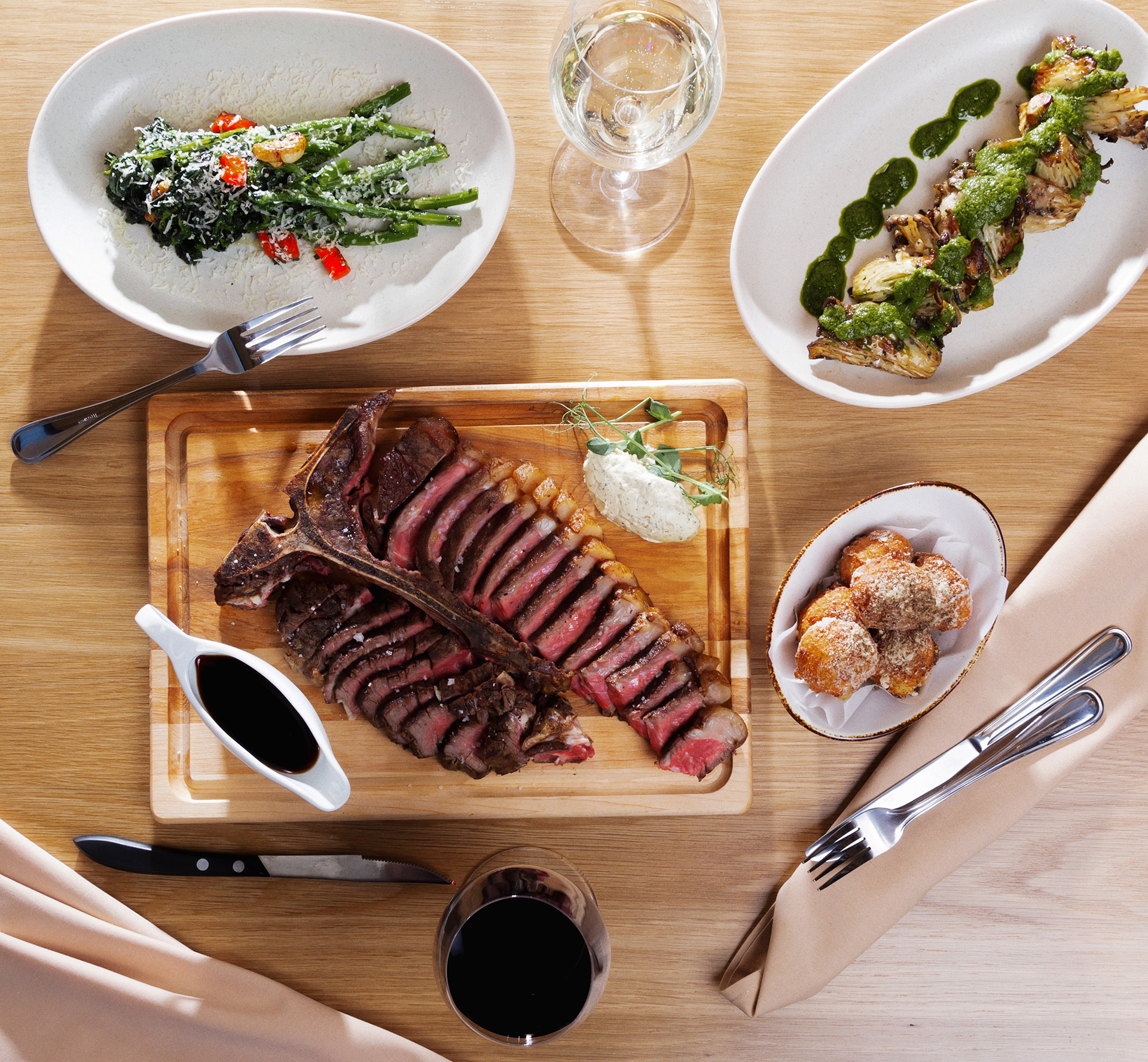 Exhaustive list of the best restaurants in Montreal cover photo collage