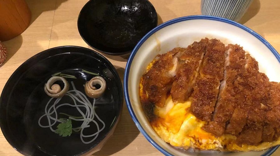 Local recs in my fave city | A Guide to Tokyo cover photo collage