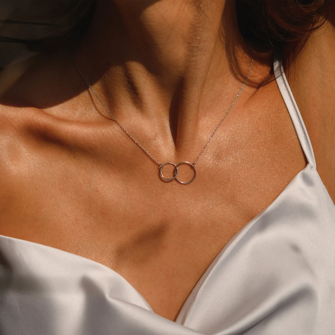 Linked Circle Necklace