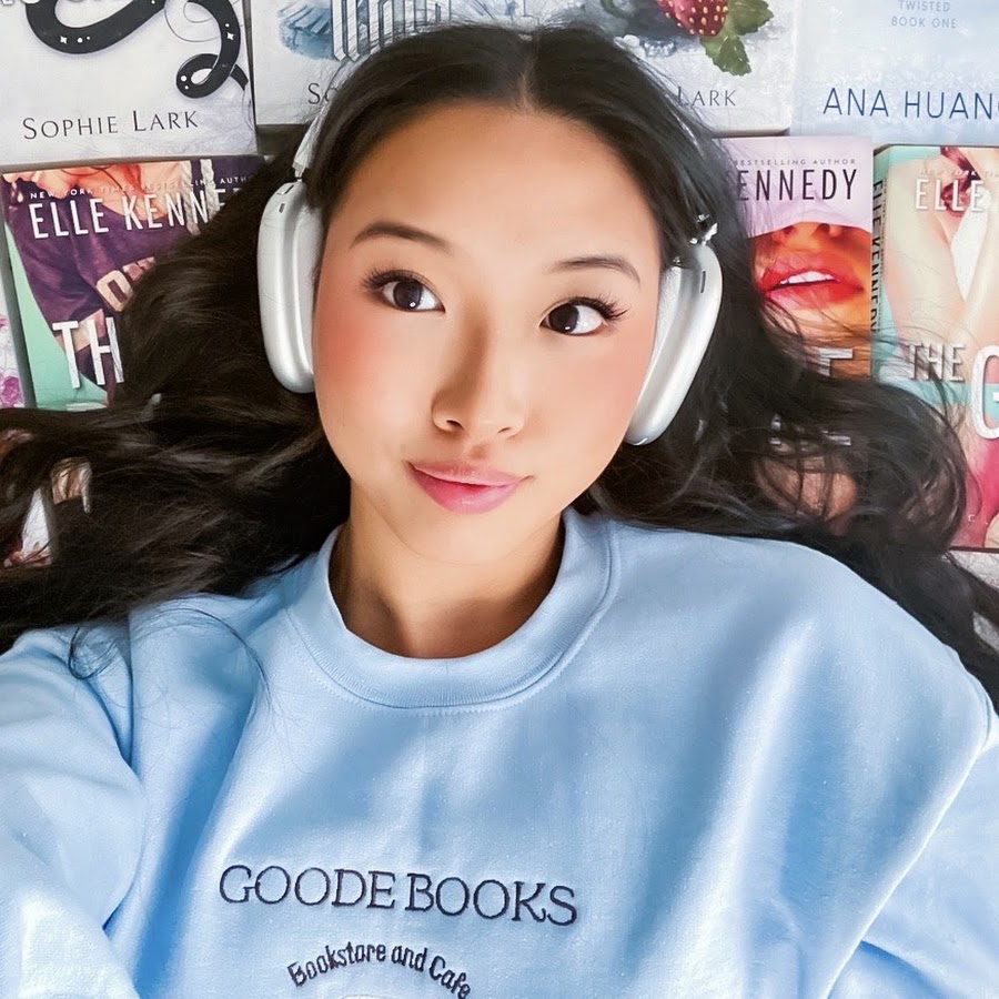 BookTubers You’ll Actually Watch cover photo collage