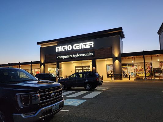 Places and things Bakers Tech use cover photo collage