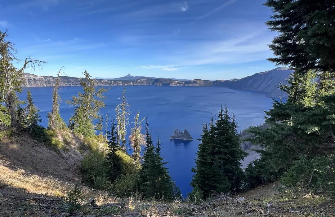 Hikes Near Bend, Oregon cover photo collage