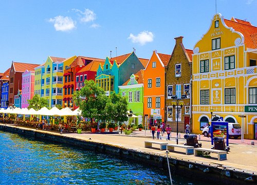 Travel Guide: Best of Curaçao cover photo collage