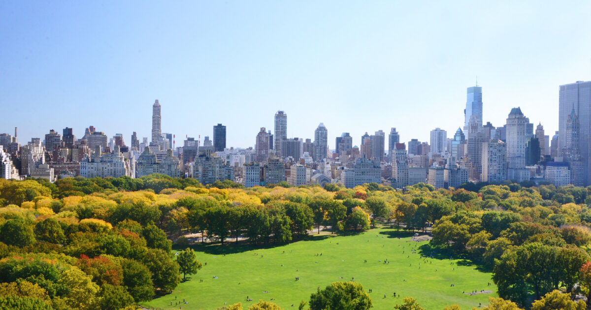 Travel Guide: NYC - Best of The Big Apple 🍎 cover photo collage
