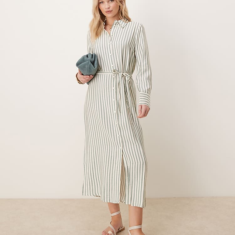 How to Dress 'Old Money' On a BUDGET: Summer Edition cover photo collage