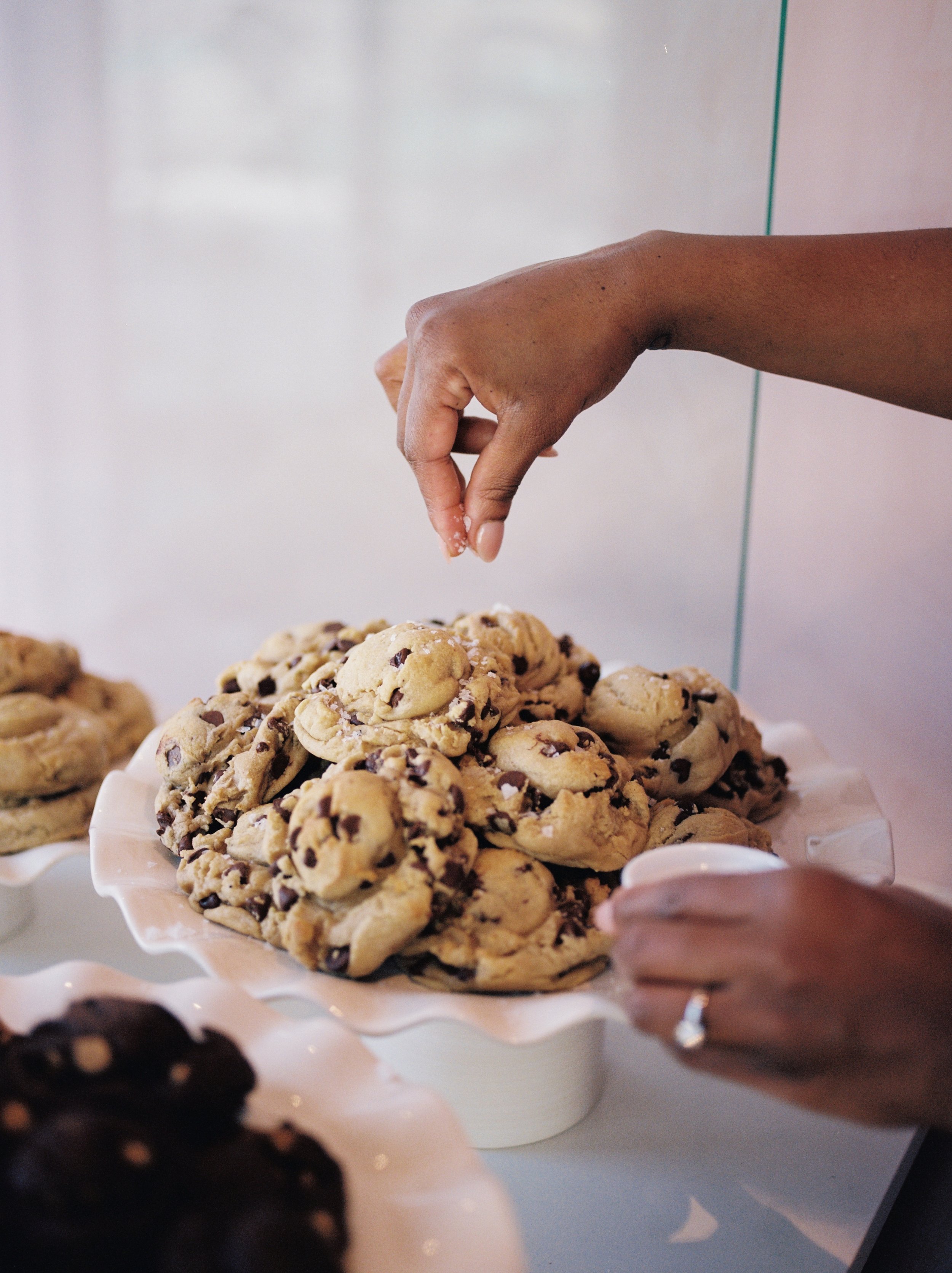 Definitive List of the BEST Chocolate Chip Cookies in LA cover photo collage