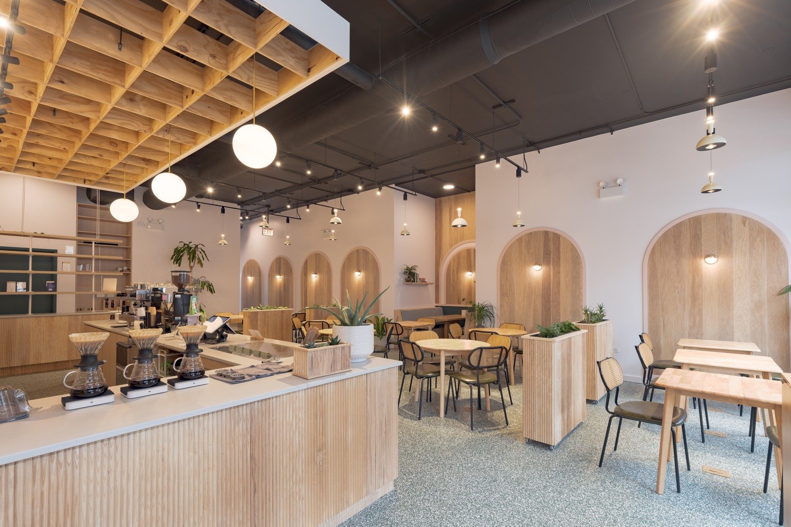 where to get a good cup of coffee in chicago cover photo collage