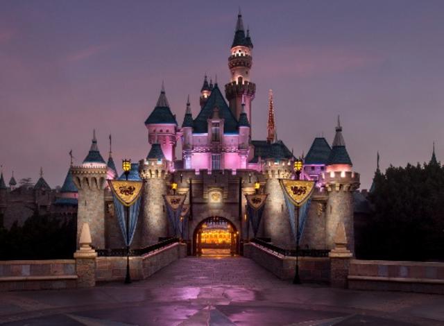 Kool Places to go & stay in Calif & beyond cover photo collage