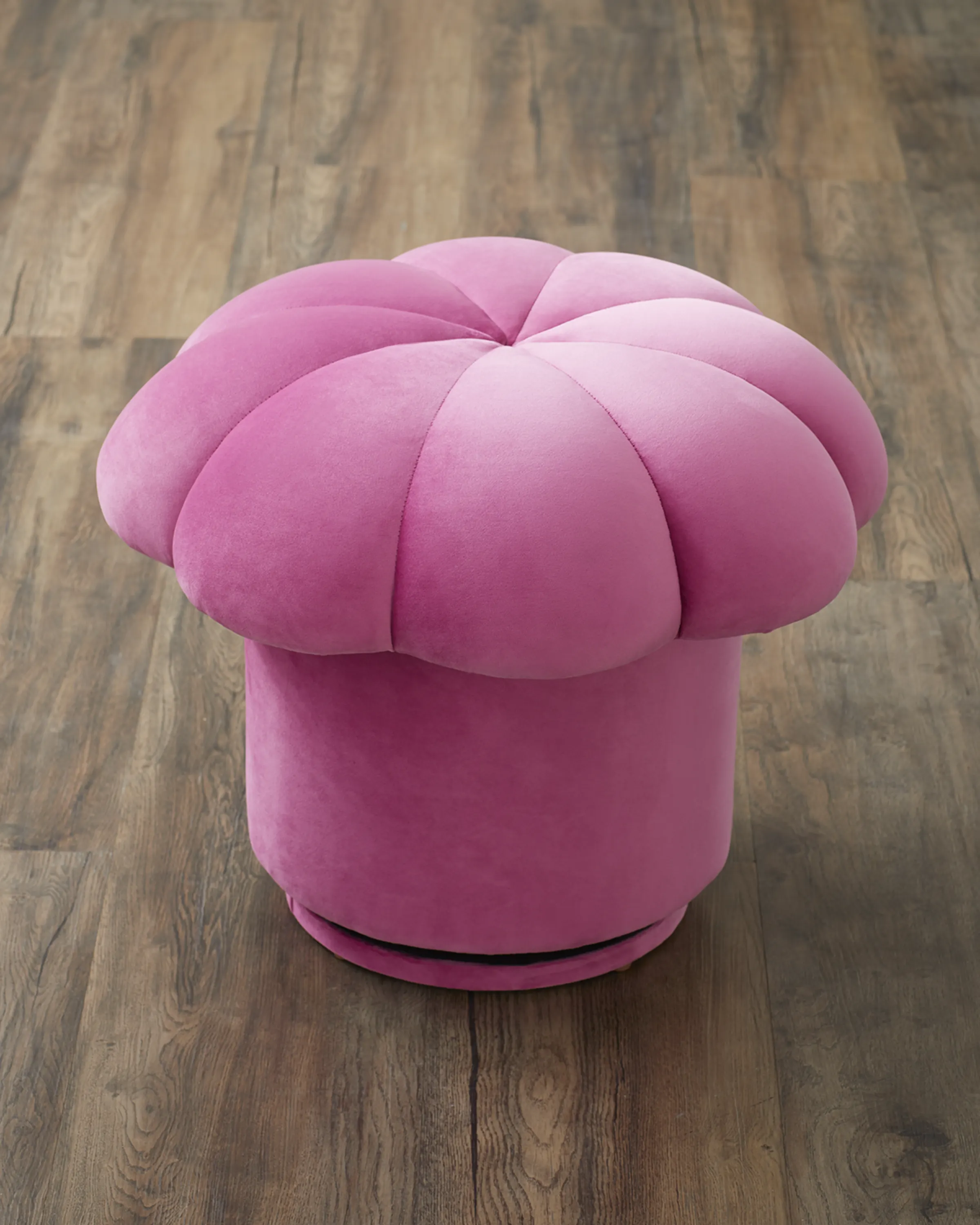 The Current Decor Craze for Mushrooms and Toadstools cover photo collage