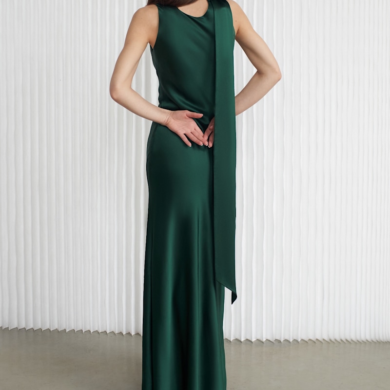 wedding guest dresses (but make it sustainable)