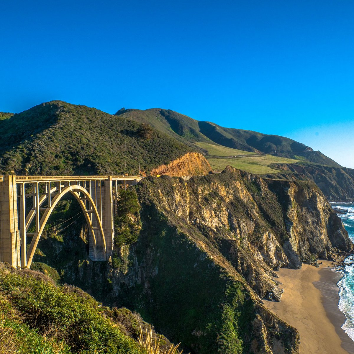 Roadtrip Down California's Pacific Coast Highway cover photo collage