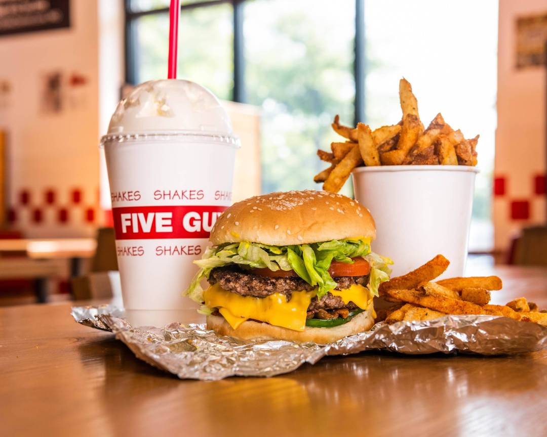 BEST snacks, meals, restaurants, drinks, etc for huge FOODIES!!🍽️😋 cover photo collage