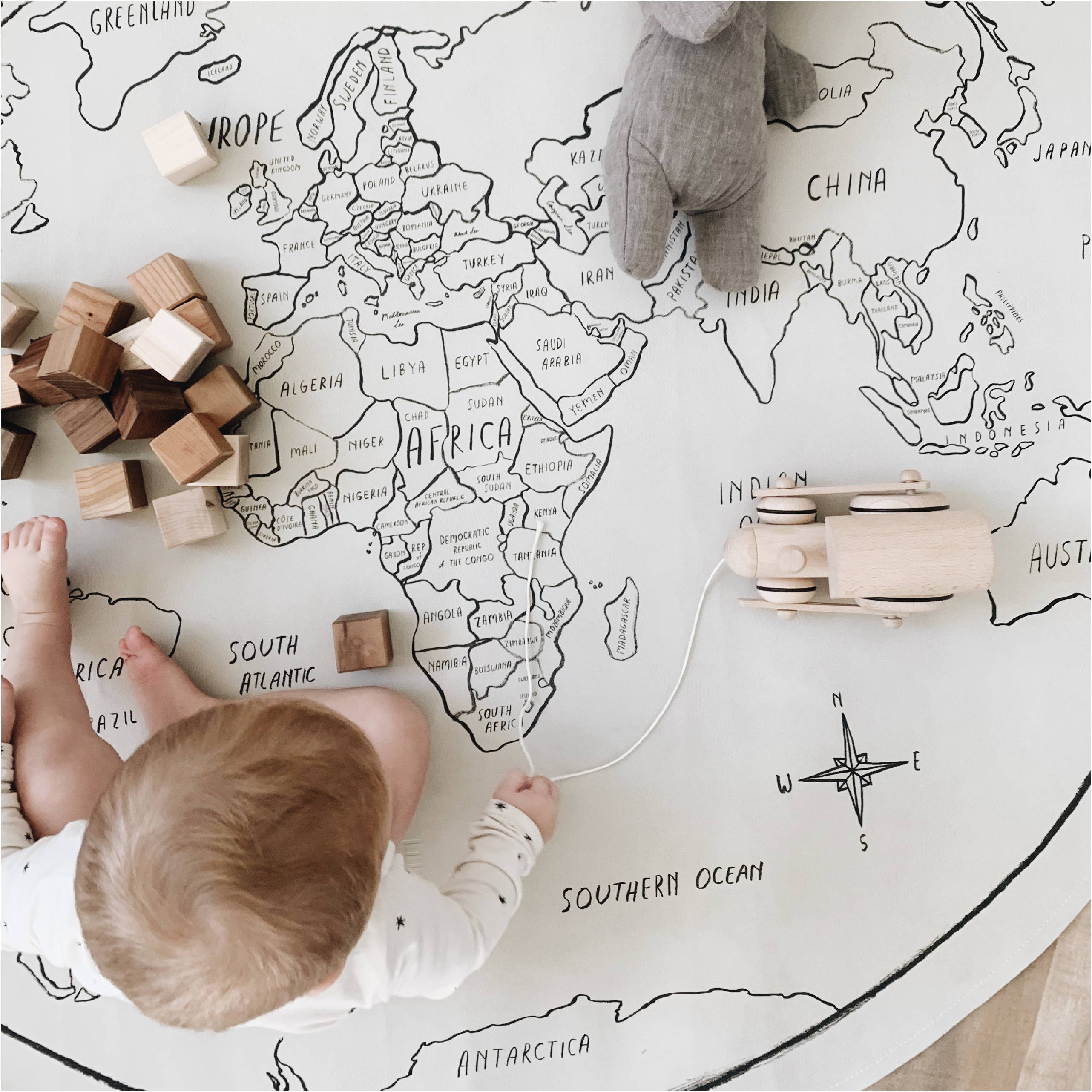 Our Playroom Must Haves for Creativity and Open-ended Play 💭🎨 cover photo collage