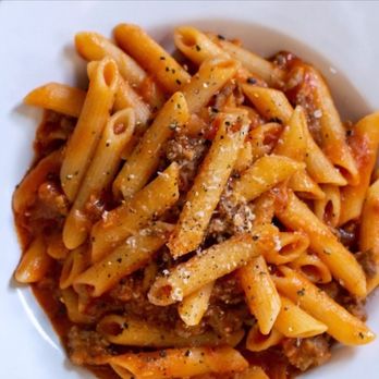 Having trouble deciding what to eat? Here are some recommendations from my locals! 🍲 🍝 🌮 cover photo collage