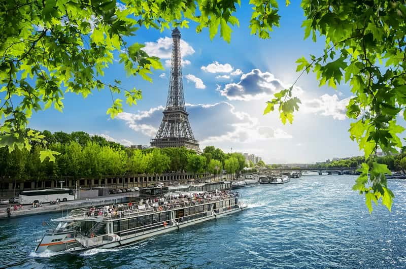 how to spend 4 days in paris cover photo collage