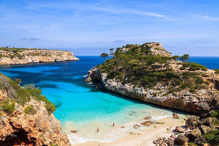 steal my itinerary for the perfect girls trip to mallorca 👙 cover photo collage