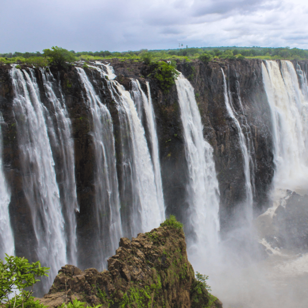 🌟 Victoria Falls Adventure Guide – What to Do, See & Love cover photo collage