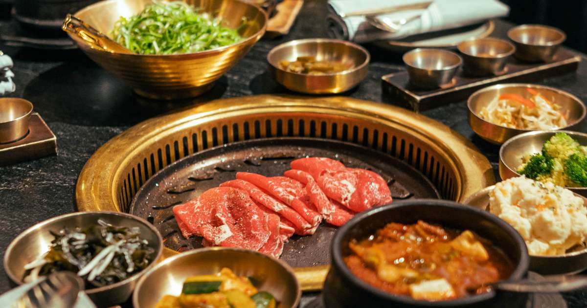 some of the BEST restaurants in Charlotte, NC. trust me cover photo collage