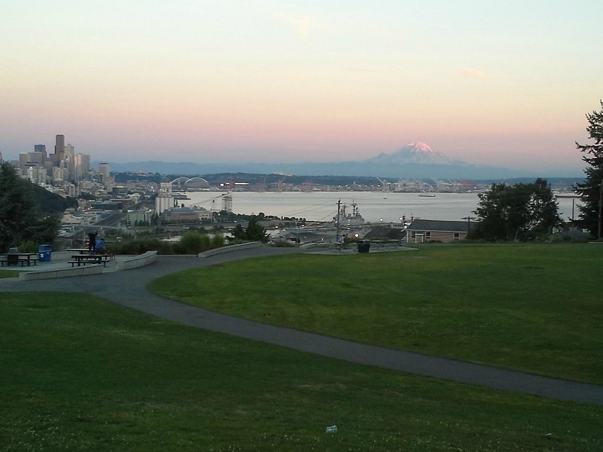 Favorite Activities and Places in Seattle cover photo collage