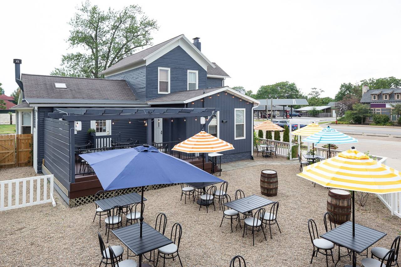 New Buffalo, MI cutest beach town MUSTS! cover photo collage