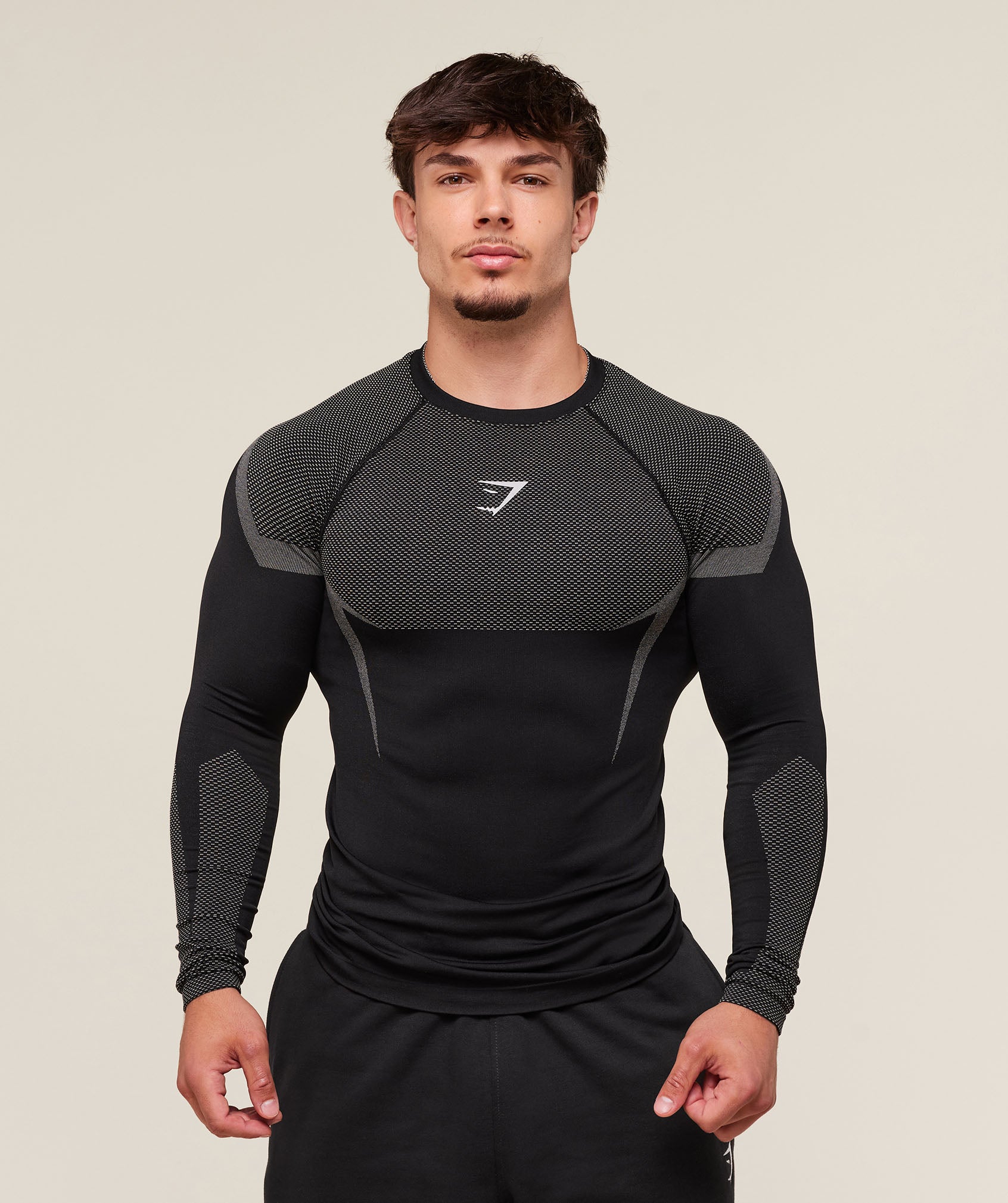 ウォーキング・ランニングウェア  onyx v5 Gymshark Onyx V5 - YouTube