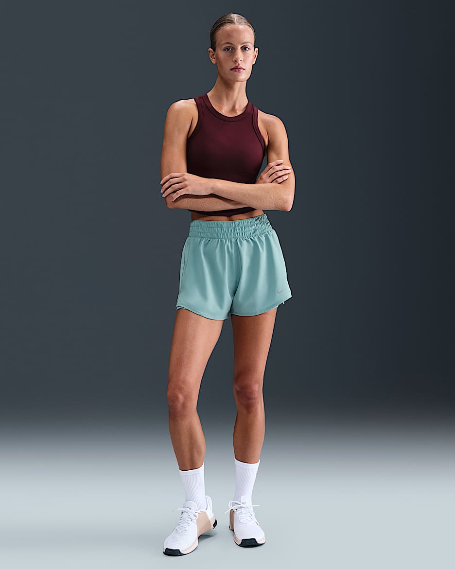 Beginner Runner Essentials—Everything That Helped Me Start Running 🏁 cover photo collage