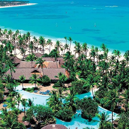 The dream packing list for a Dominican Republic vacation 🇩🇴 cover photo collage