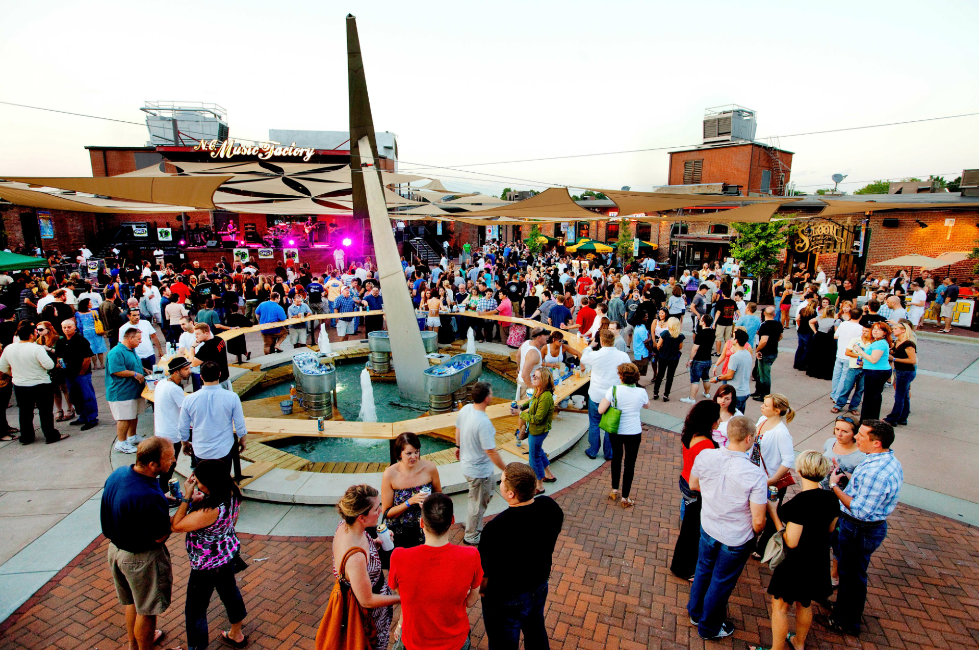 The Ultimate Charlotte Bucket list cover photo collage