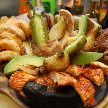 Gluten free restaurants for humans 😊 cover photo collage