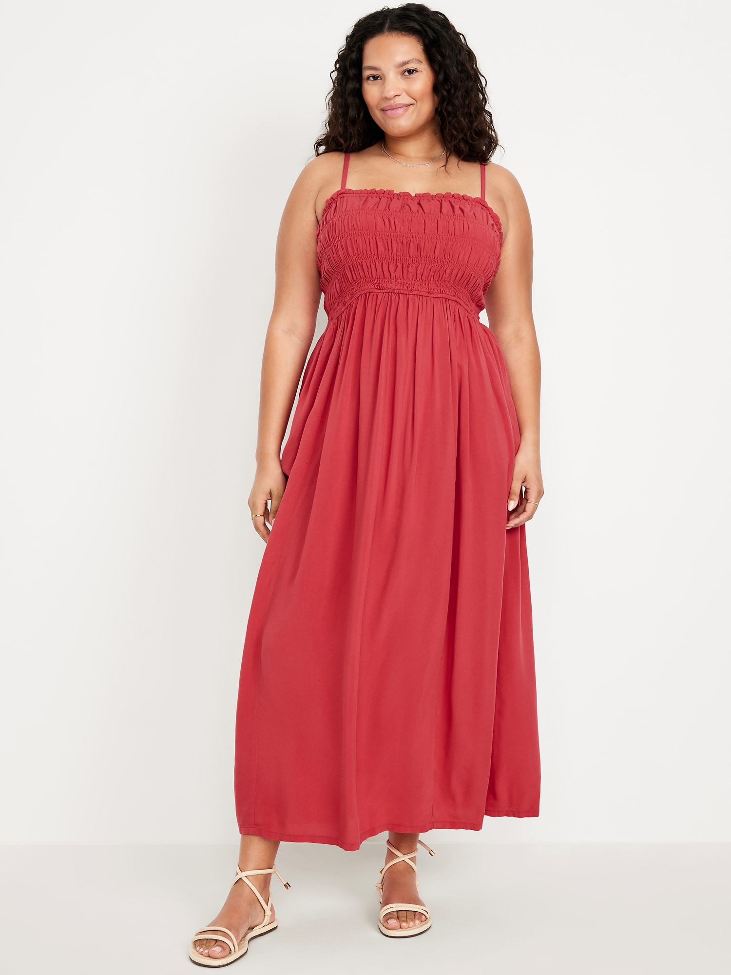 Mid Size & Plus Size Clothing MUST HAVES cover photo collage