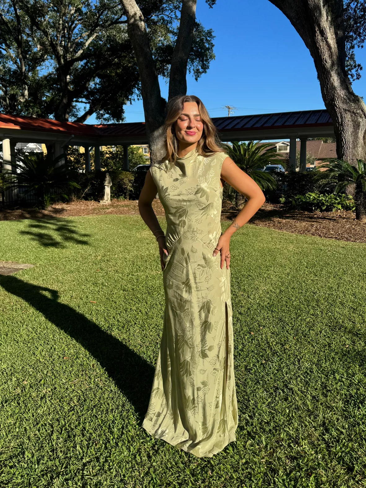 Showstopping and Size-Inclusive Sage Green Bridesmaid Dresses - For Any  Budget