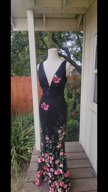 soiree blossom black floral embroidered mermaid maxi dress ZAPAKASA Women Sparkly Black Floral Mermaid Long Prom Dress Beaded Lace-Up  Back Evening Dress main image 0