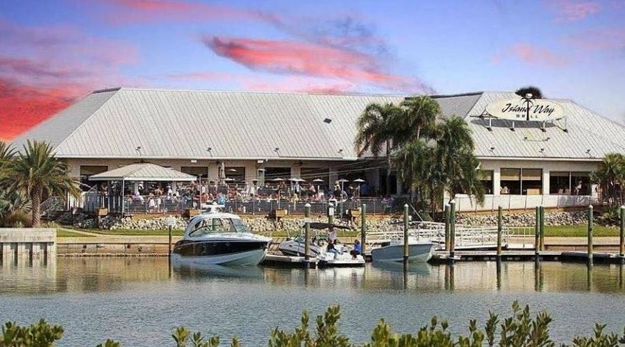 Pinellas County Local Hotspots 🌅🍹
I live where you vacation 🏝️ cover photo collage