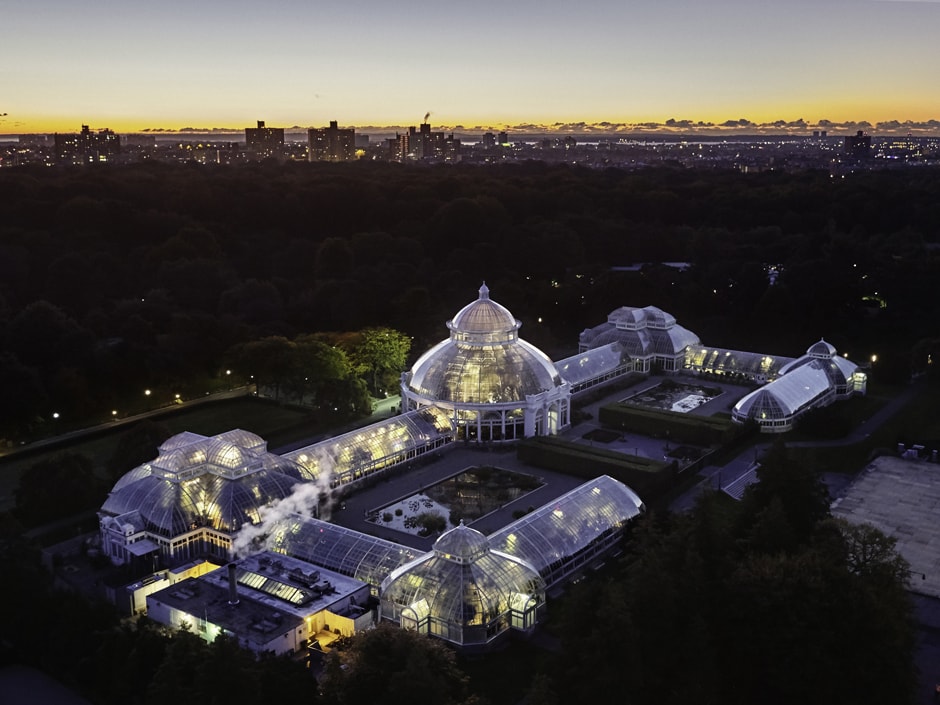 A Local’s Guide to NYC : Reader edition cover photo collage