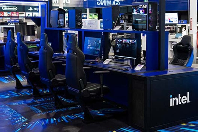 Ultimate 2025 gaming setup - what you actually need cover photo collage