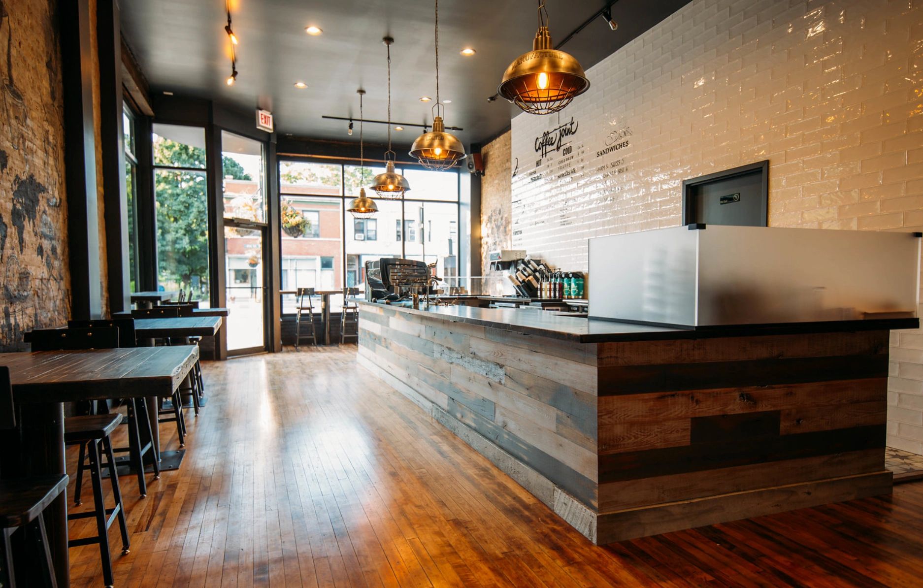 Must-try Chicago Cafes ☕️ cover photo collage