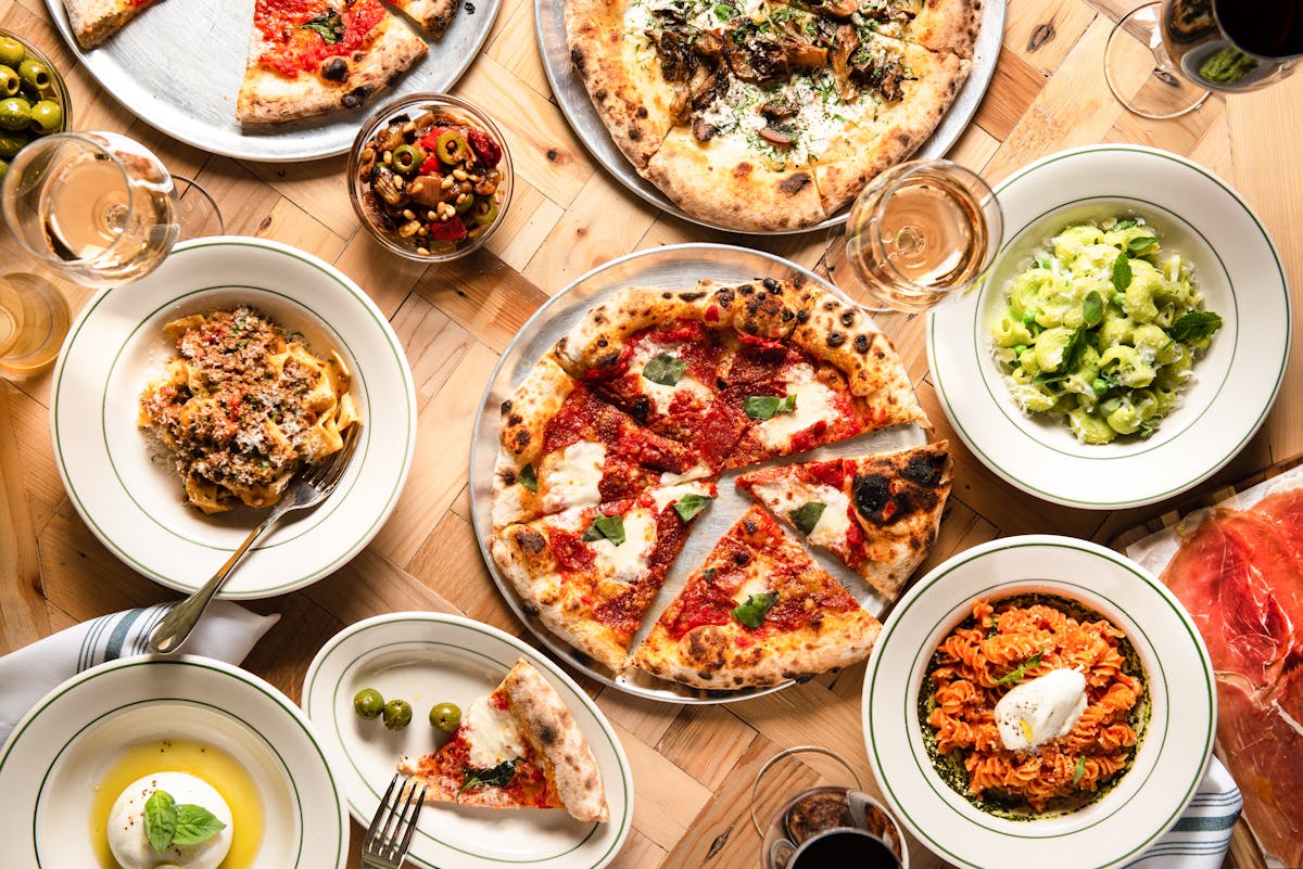 NYC: Where to Eat, Play, and Stay cover photo collage