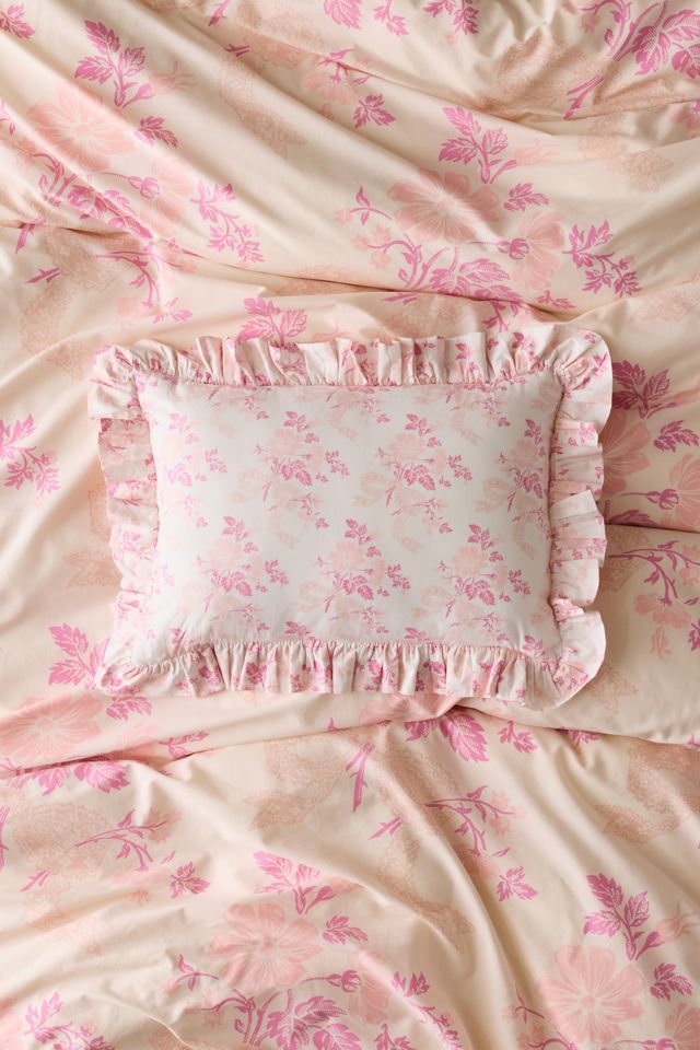 Dorm Living 101 - ESSENTIALS FOR COLLEGE! cover photo collage