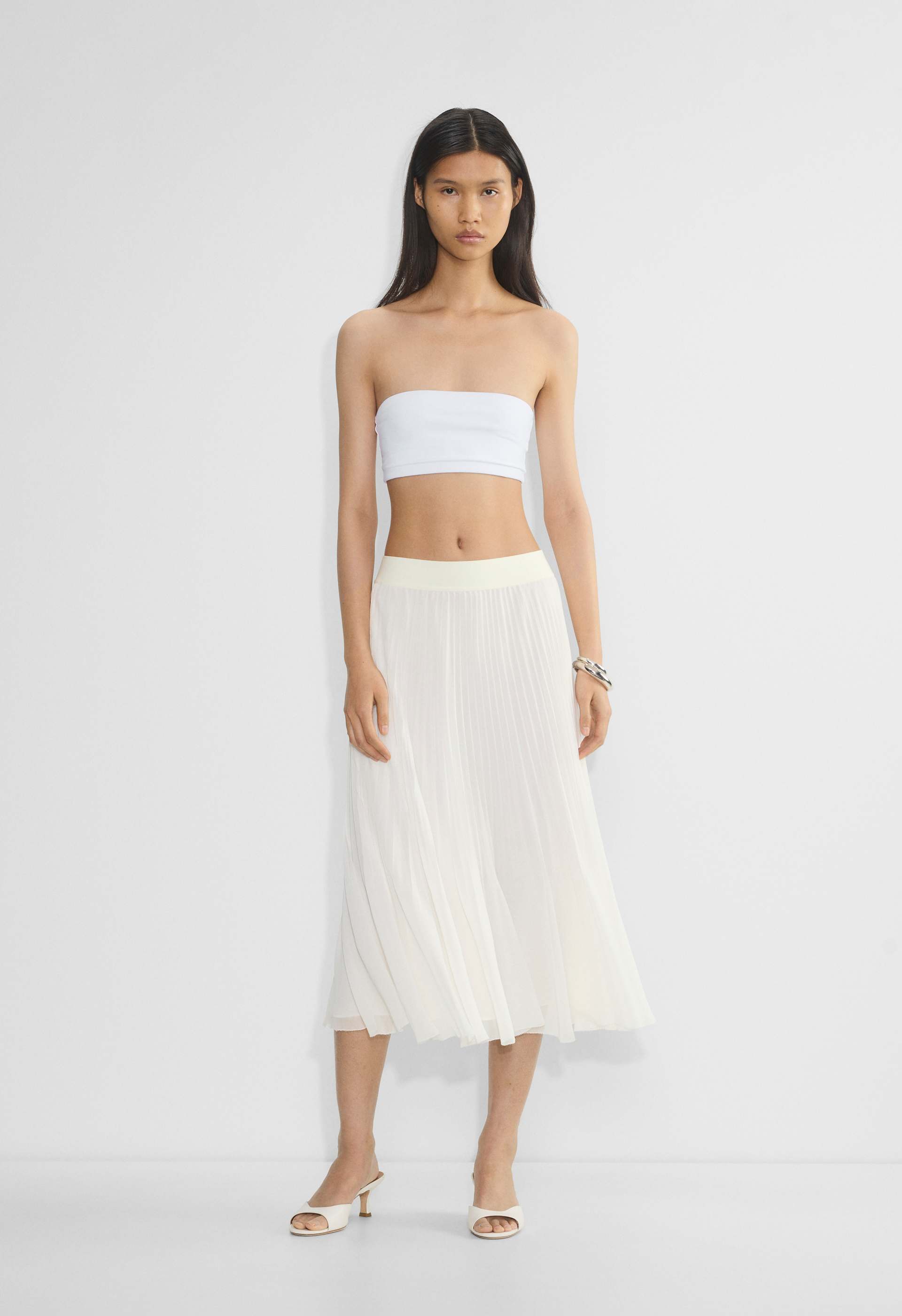 Building a Business Casual Wardrobe as a Girl in Her 20s cover photo collage