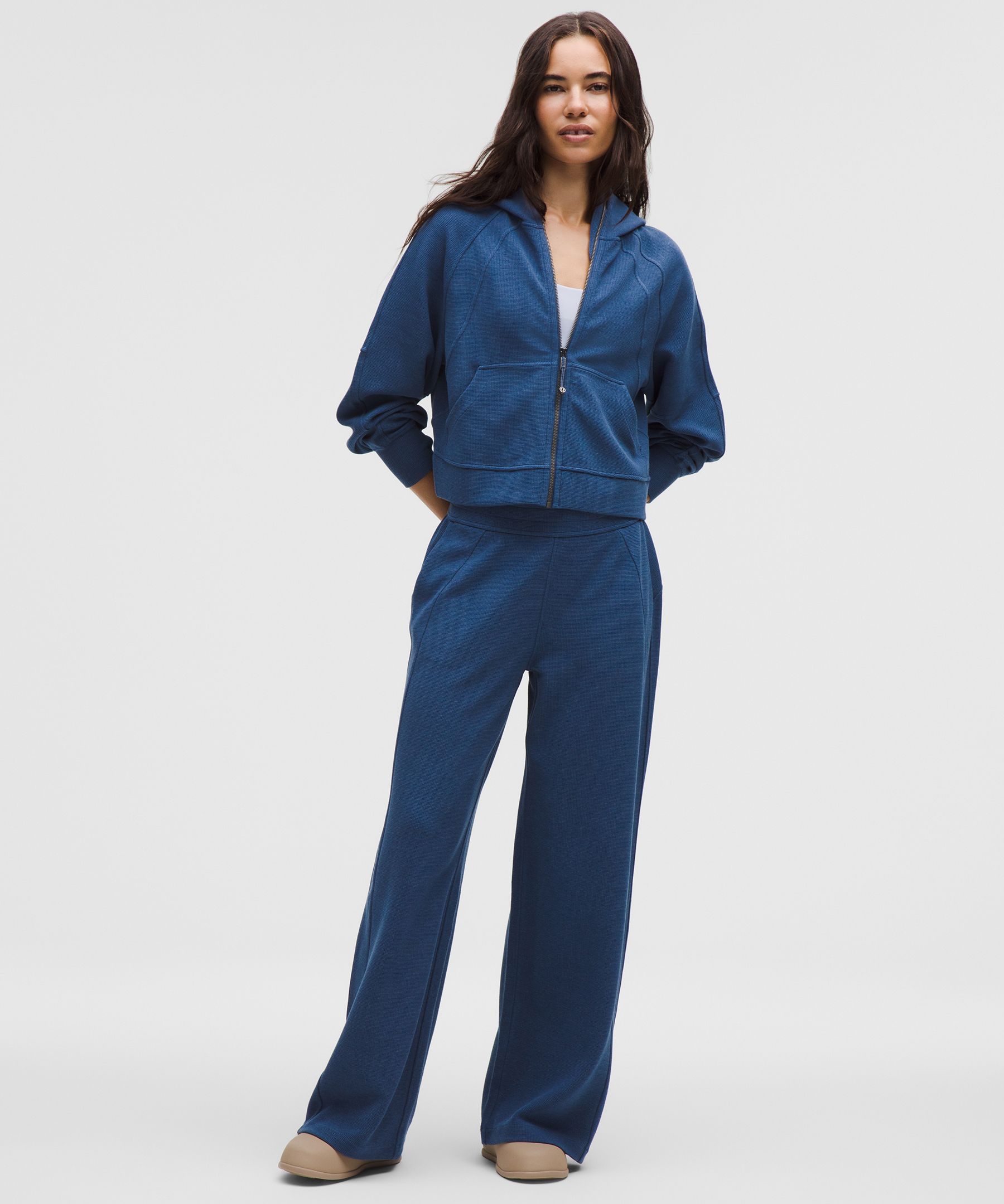 my favorite collection of travel clothes ✈️👚 cover photo collage