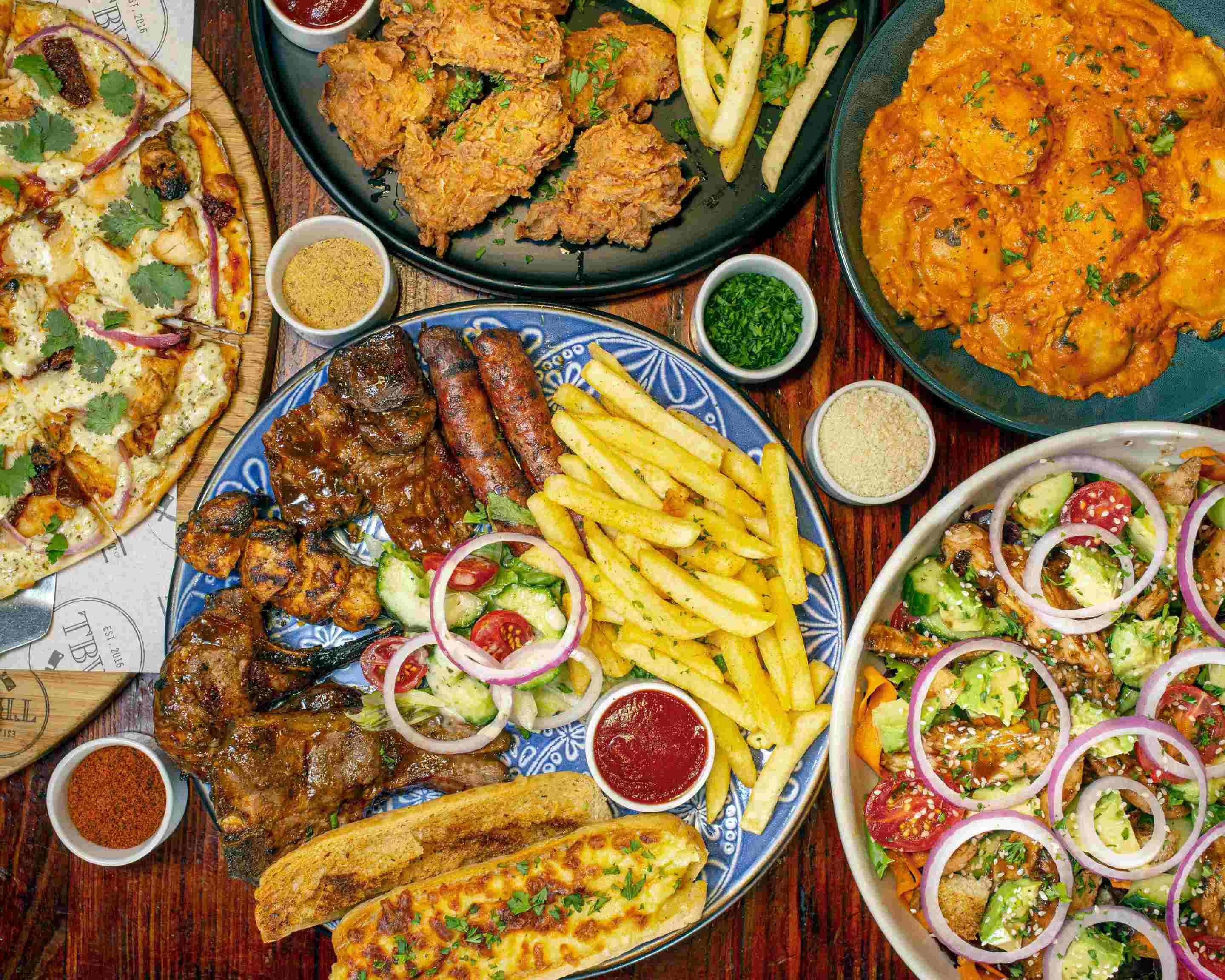 Cape Town Foodie🍜 cover photo collage