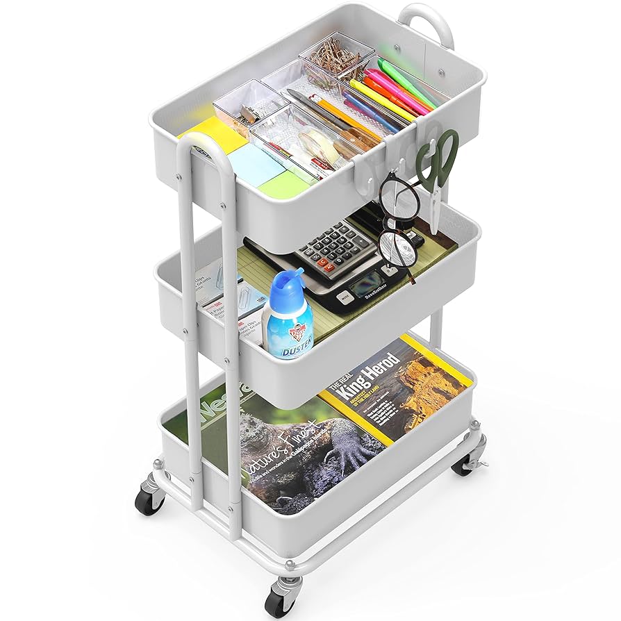 College Dorm Recs (from a recent grad!) cover photo collage