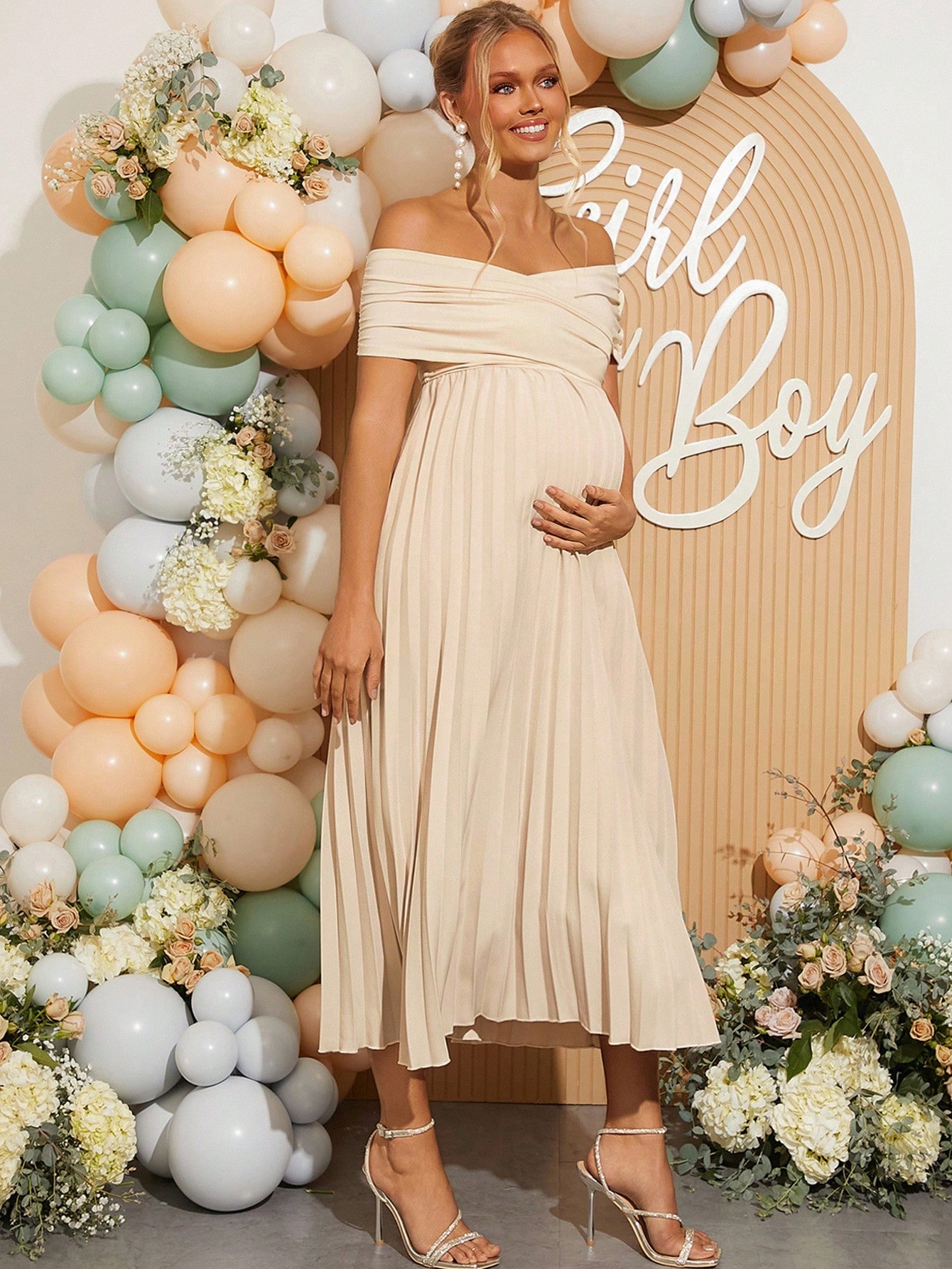 My Maternity Sessions MUST HAVES cover photo collage