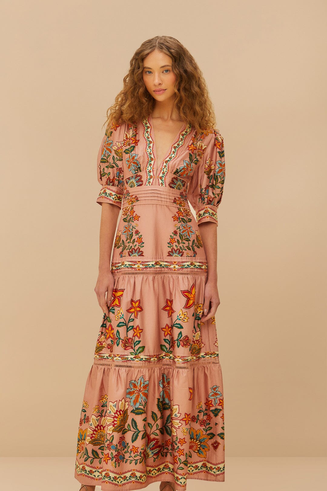 Wardrobe Wonders: Must-Have Fashion Finds