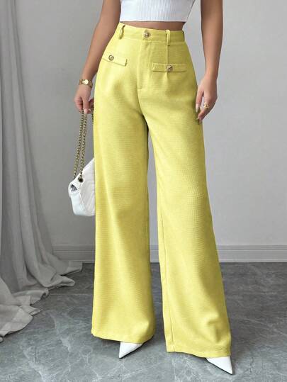 Petite Woman Fashionable Finds!! cover photo collage