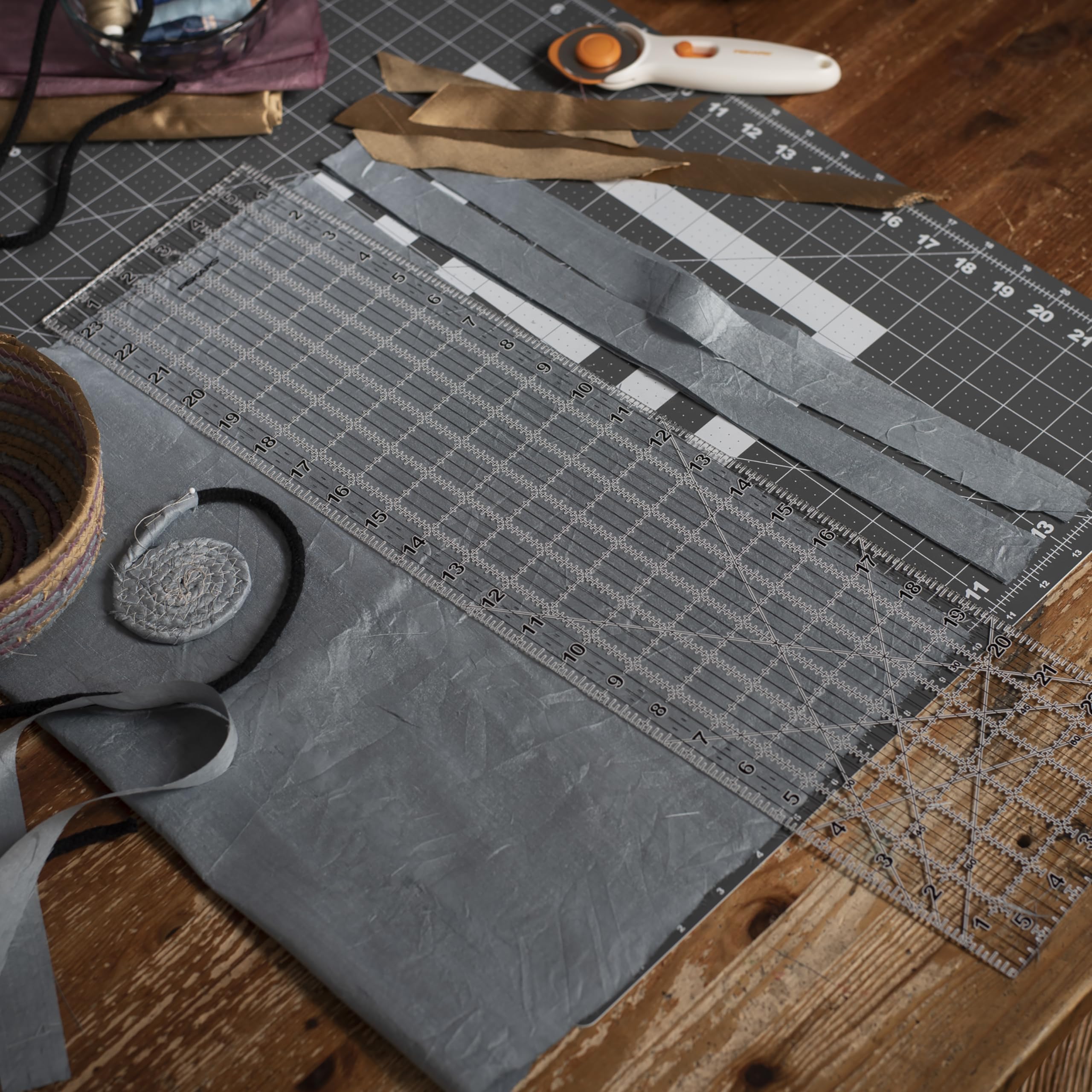 Beginner Sewing Must Haves 🧵🪡 cover photo collage