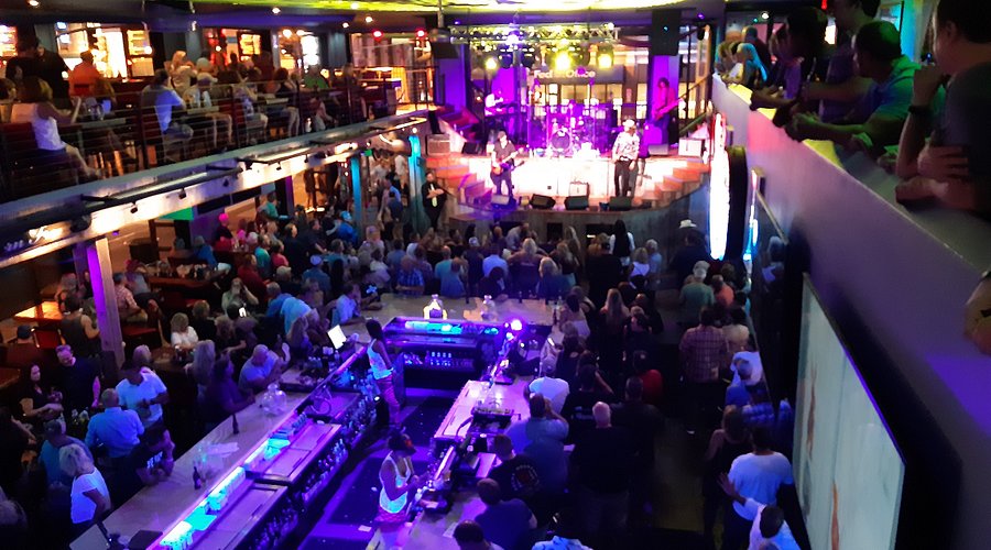 Girls weekend in Nashville? Cheers to everything from outfits to bars🤠 cover photo collage