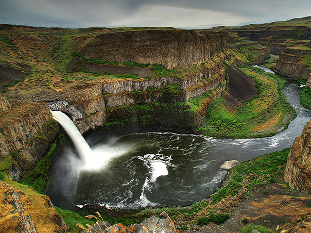 Washington State Bucket List Destinations cover photo collage
