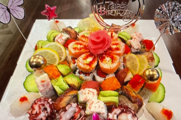 Popular and Hidden Gems for Food In And Around New Orleans cover photo collage
