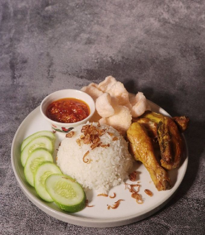 Indonesian Food Recipes and Ingredients cover photo collage